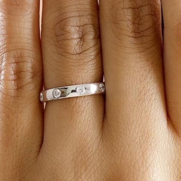 J. Francis Swarovski Silver Minimalist Crystal Ring - Picture 3 of 4